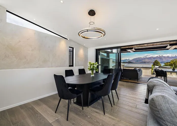 Absolute Luxury On Warren Ferienhaus